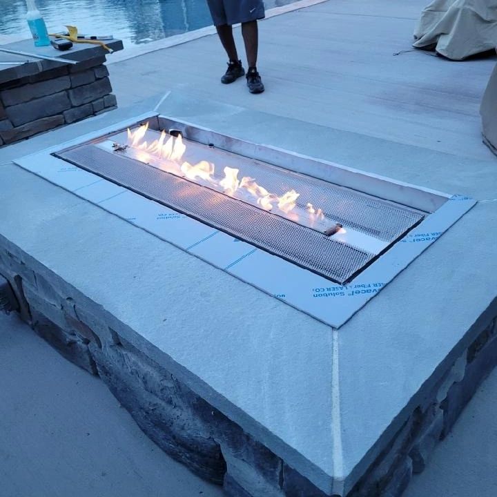 gas-firepit-a-notch-above-contracting-va