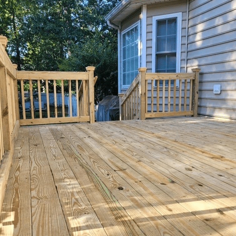 small-deck-a-notch-above-contracting-va-3